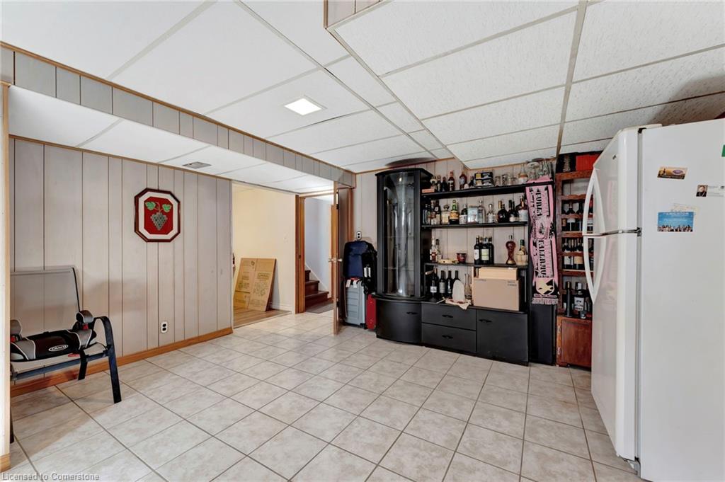 65 1/2 Eastbury Drive Property Photo 22