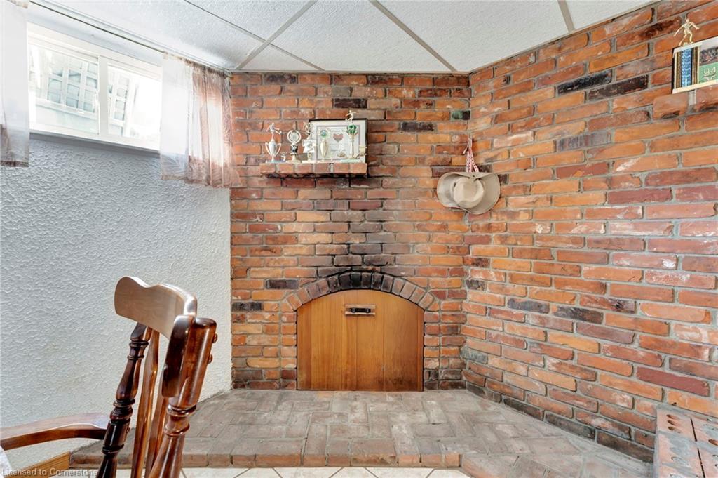 65 1/2 Eastbury Drive Property Photo 24