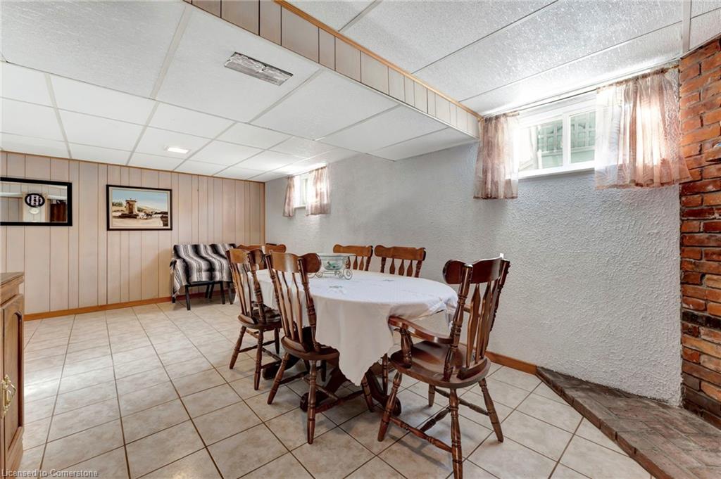 65 1/2 Eastbury Drive Property Photo 25
