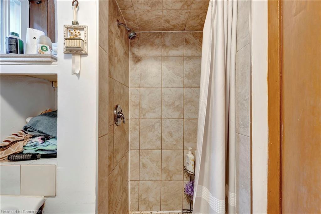 65 1/2 Eastbury Drive Property Photo 28