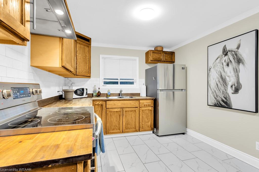21 Oxford Street W Property Photo 12