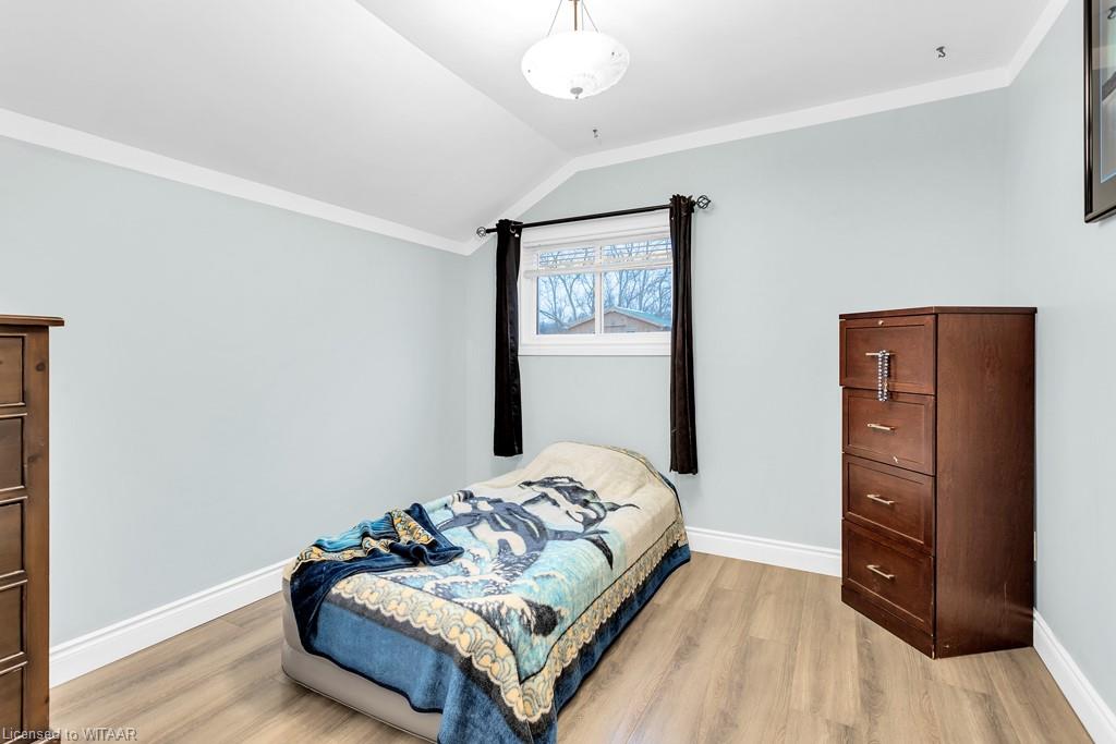 21 Oxford Street W Property Photo 18