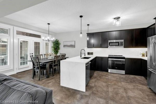 900 Steepleridge Court Property Photo 11