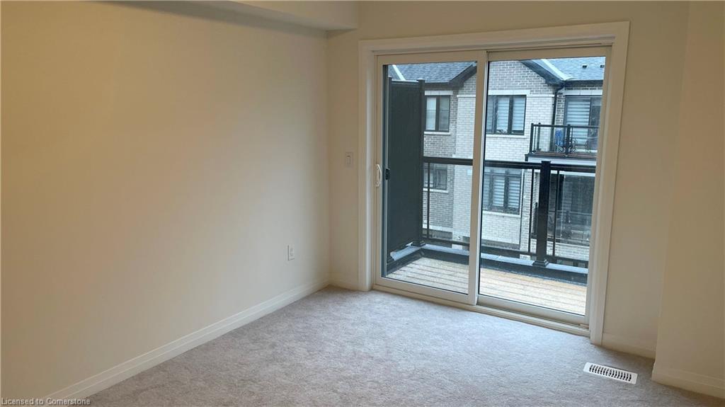 712-585 Colborne Street E Property Photo 2