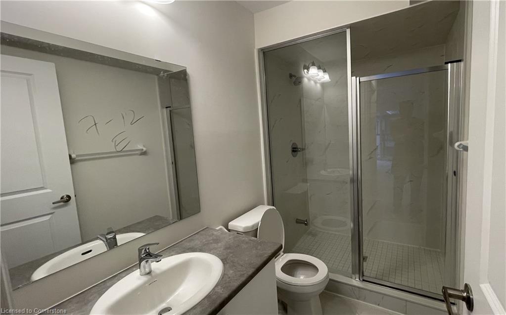 712-585 Colborne Street E Property Photo 5