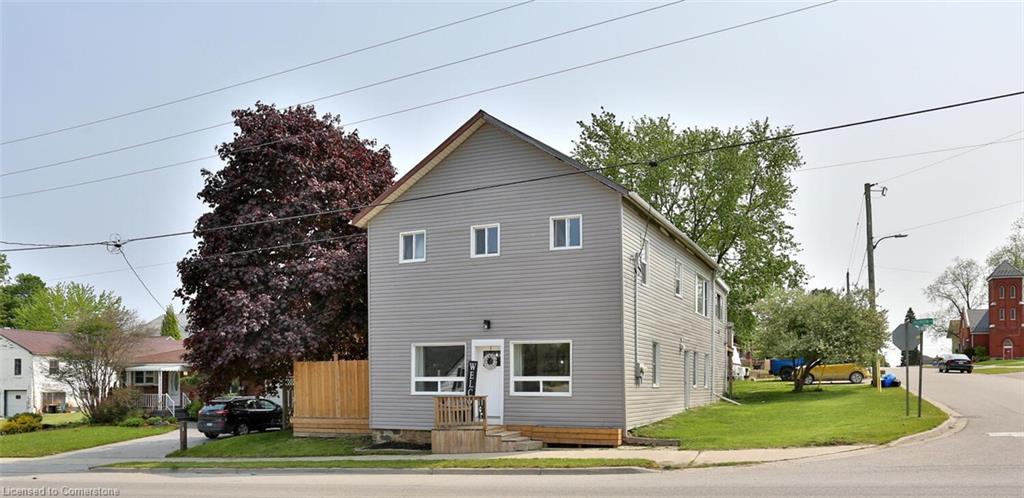 136 Huron Street Property Photo 5