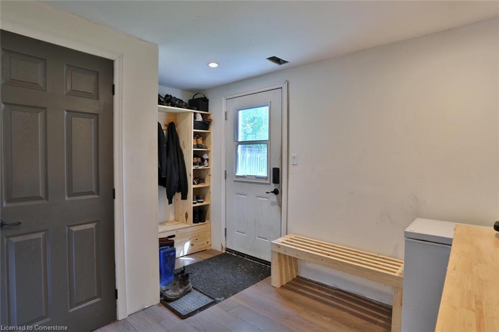 136 Huron Street Property Photo 27