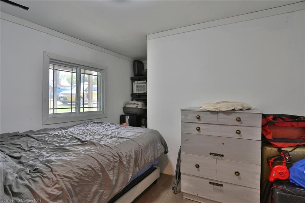 136 Huron Street Property Photo 29
