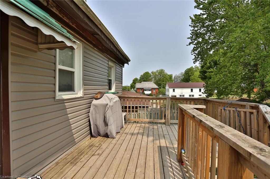 136 Huron Street Property Photo 30