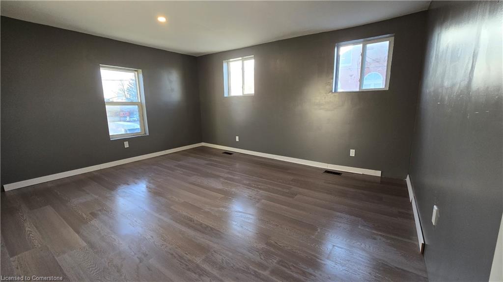 136 Huron Street Property Photo 34