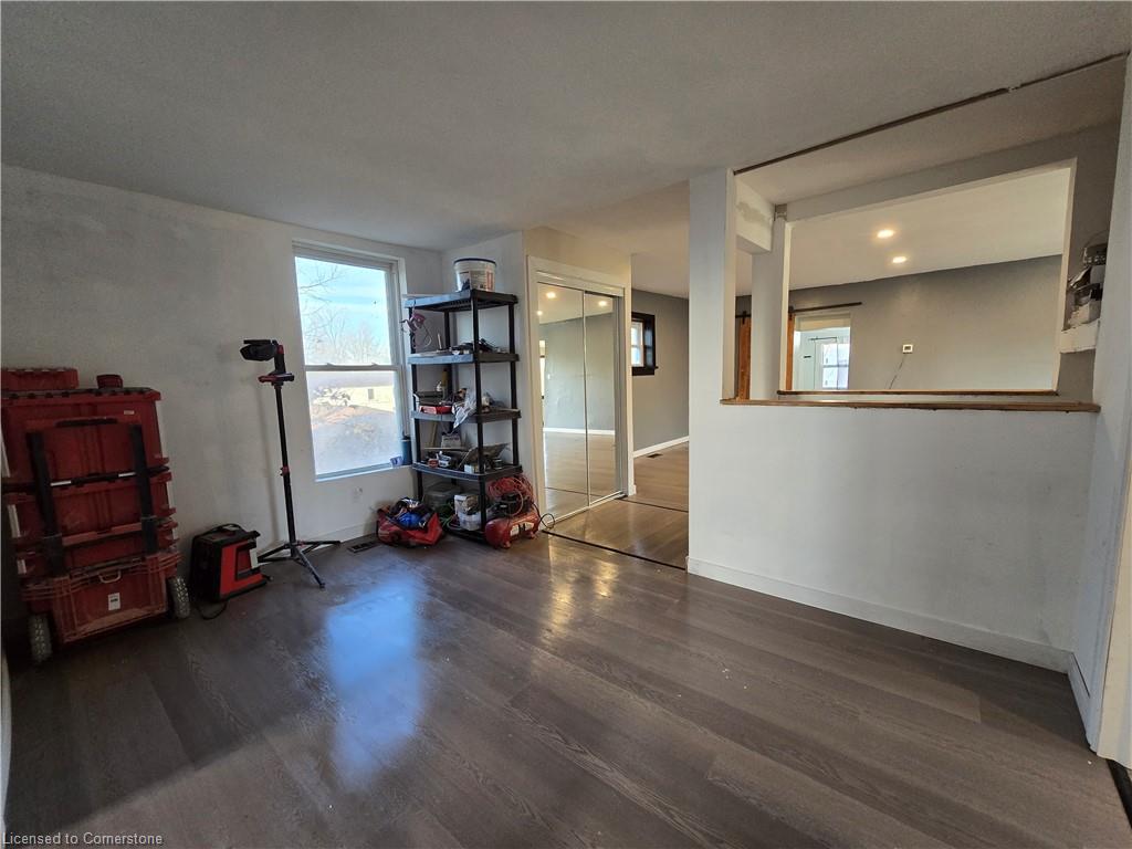 136 Huron Street Property Photo 37
