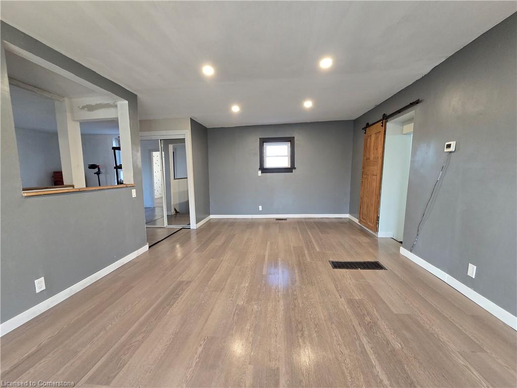 136 Huron Street Property Photo 43