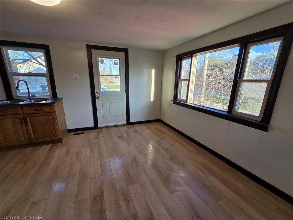 136 Huron Street Property Photo 46