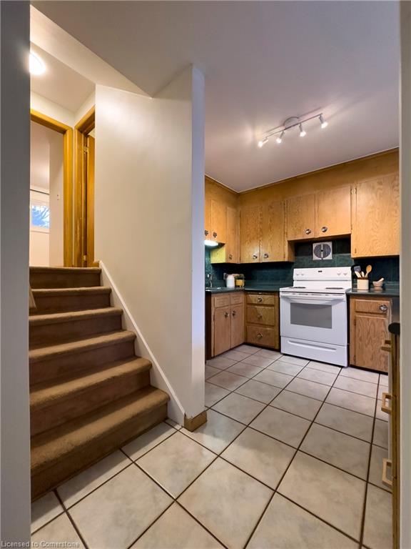 119 Oneida Boulevard Property Photo 13