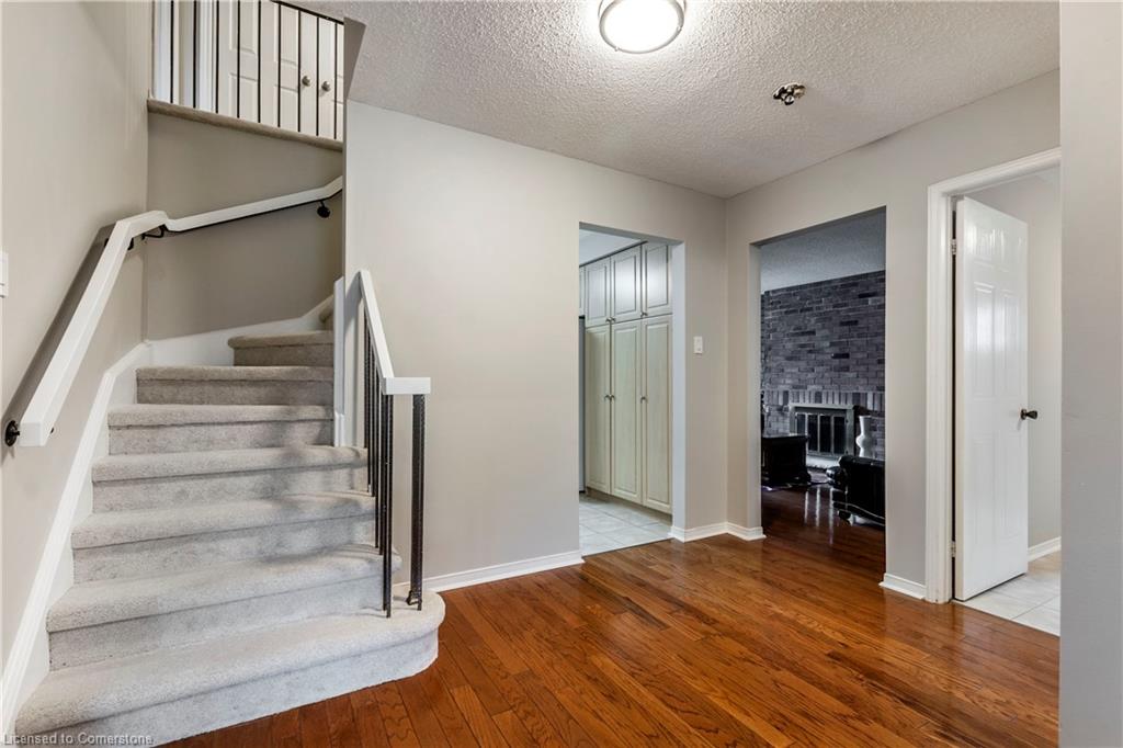 2031 Headon Forest Drive Property Photo 3