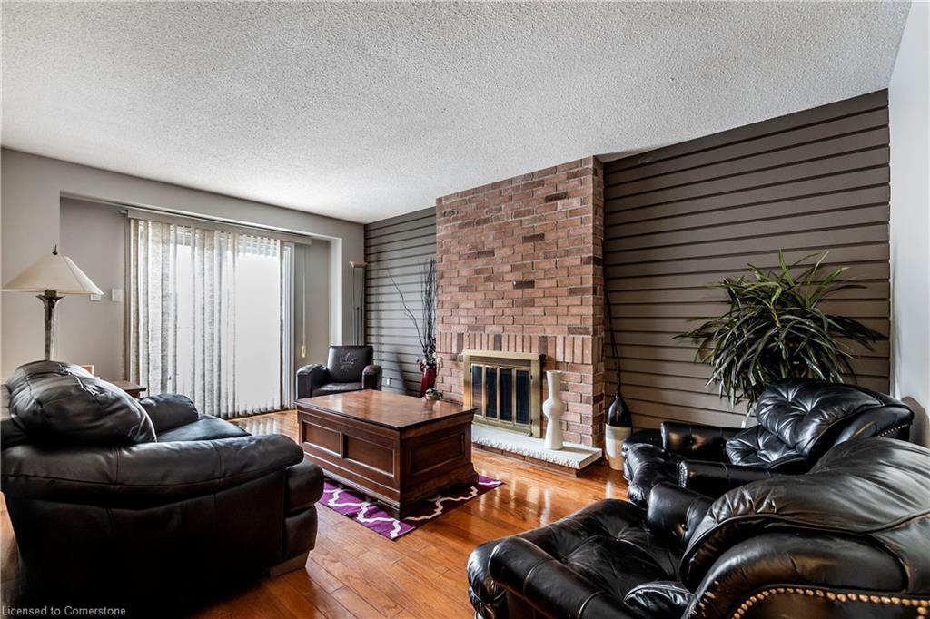 2031 Headon Forest Drive Property Photo 4
