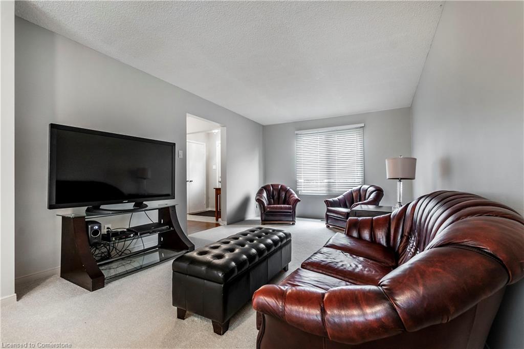 2031 Headon Forest Drive Property Photo 10