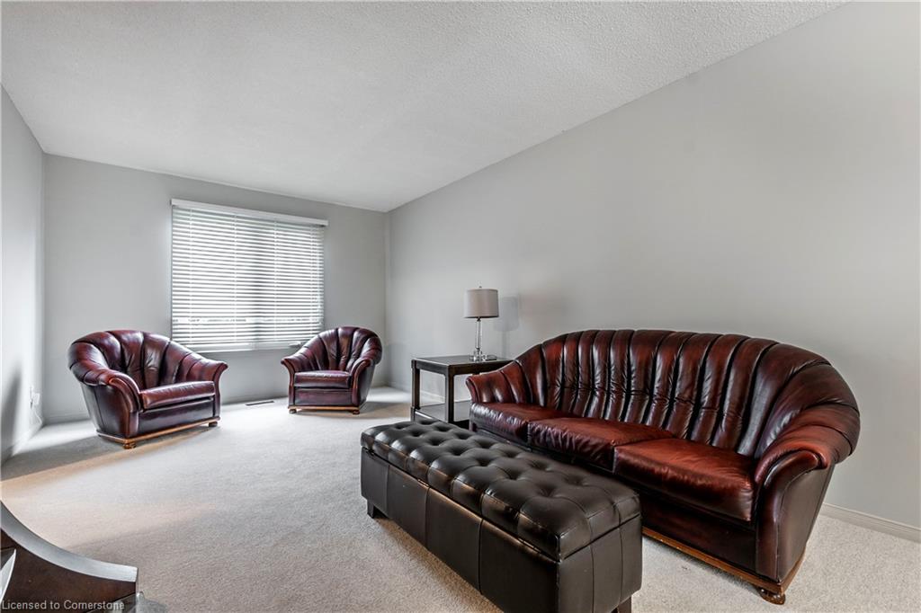 2031 Headon Forest Drive Property Photo 11