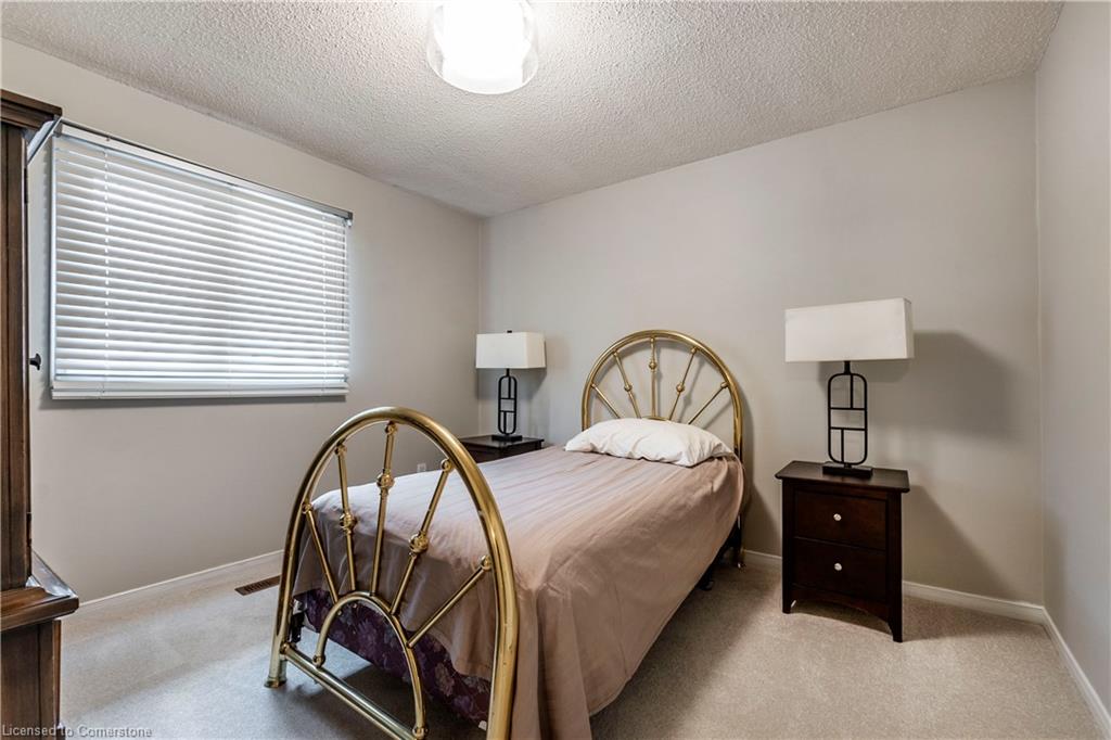 2031 Headon Forest Drive Property Photo 18