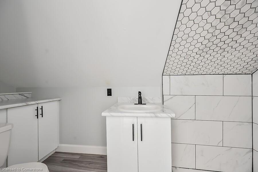 16 Webling Street Property Photo 12