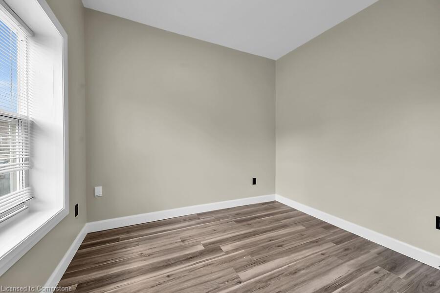 16 Webling Street Property Photo 17