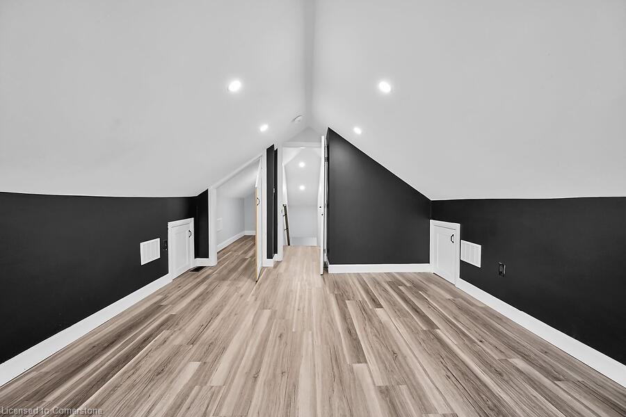 16 Webling Street Property Photo 25