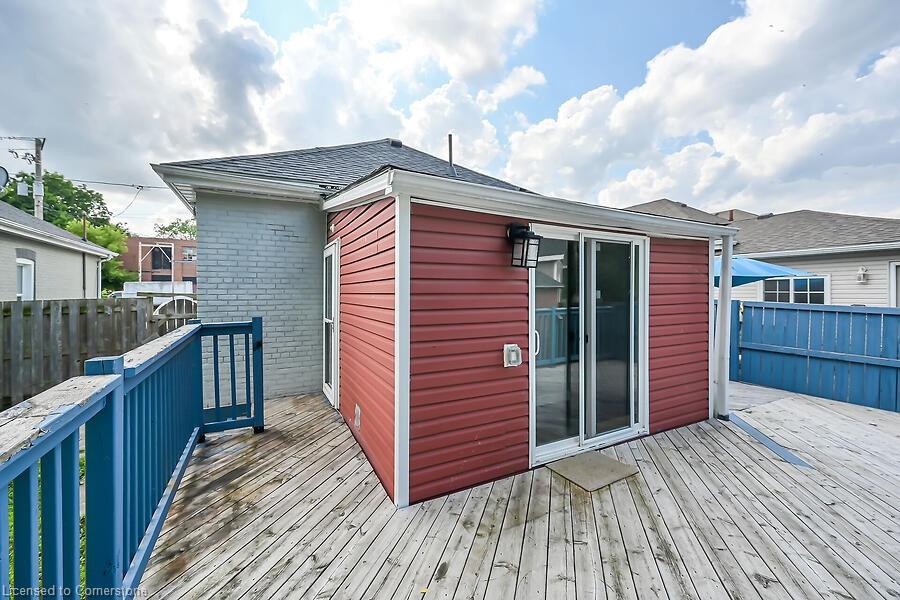 16 Webling Street Property Photo 29
