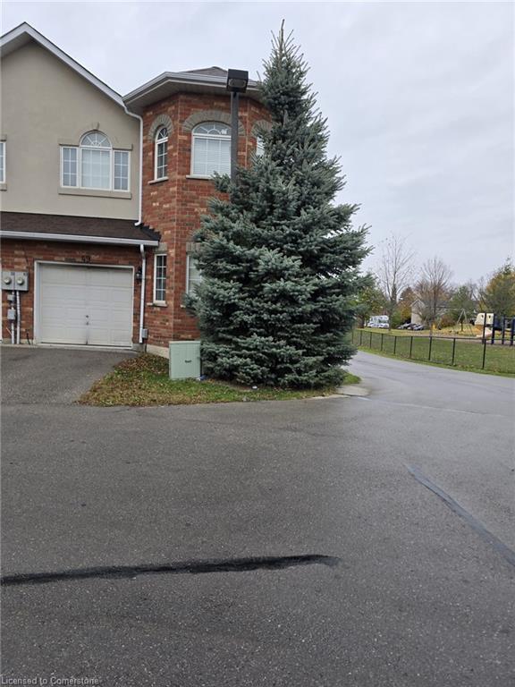 20 Mcconkey Crescent Property Photo 2