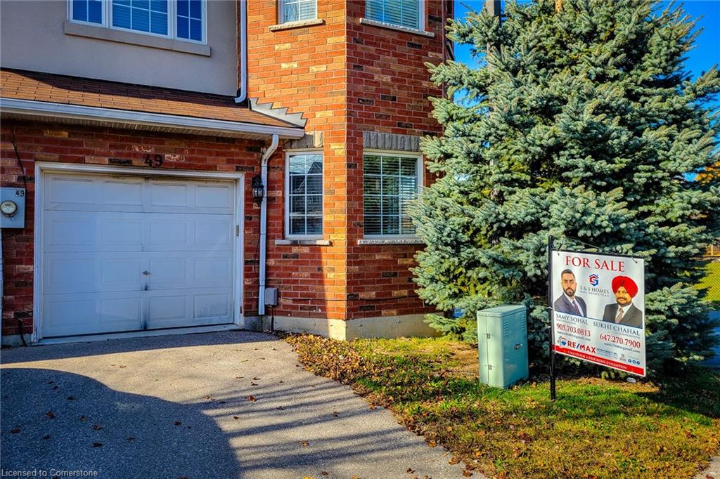 20 Mcconkey Crescent Property Photo 3