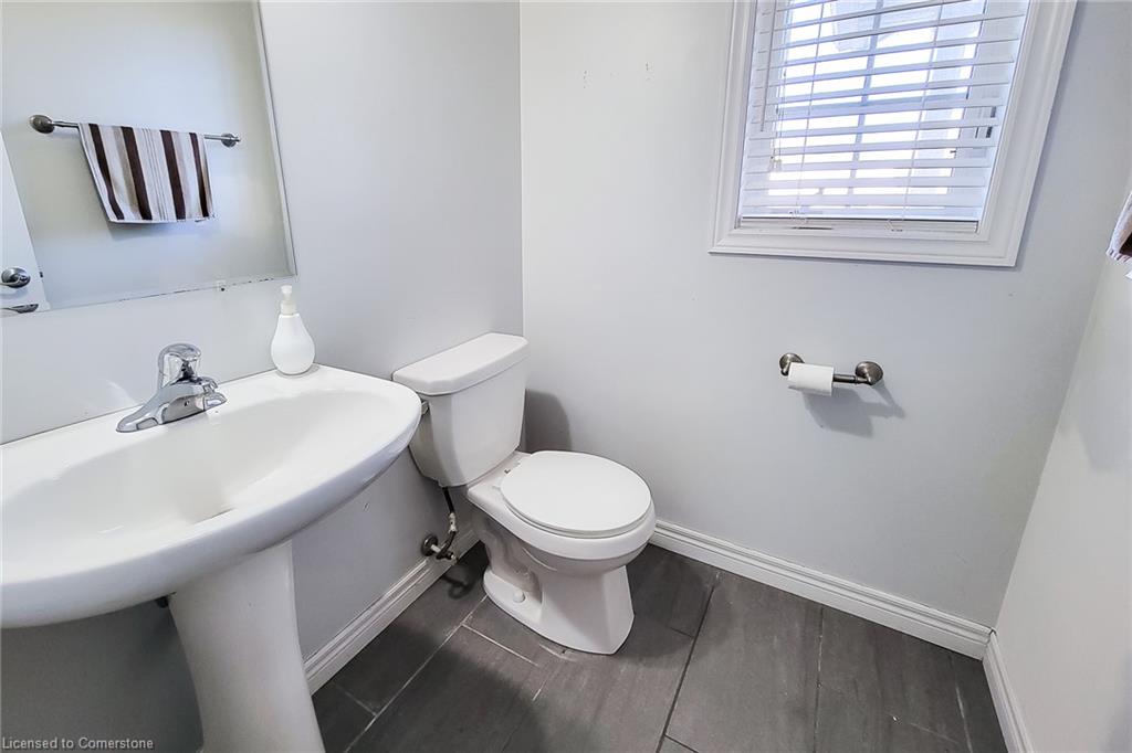 20 Mcconkey Crescent Property Photo 11