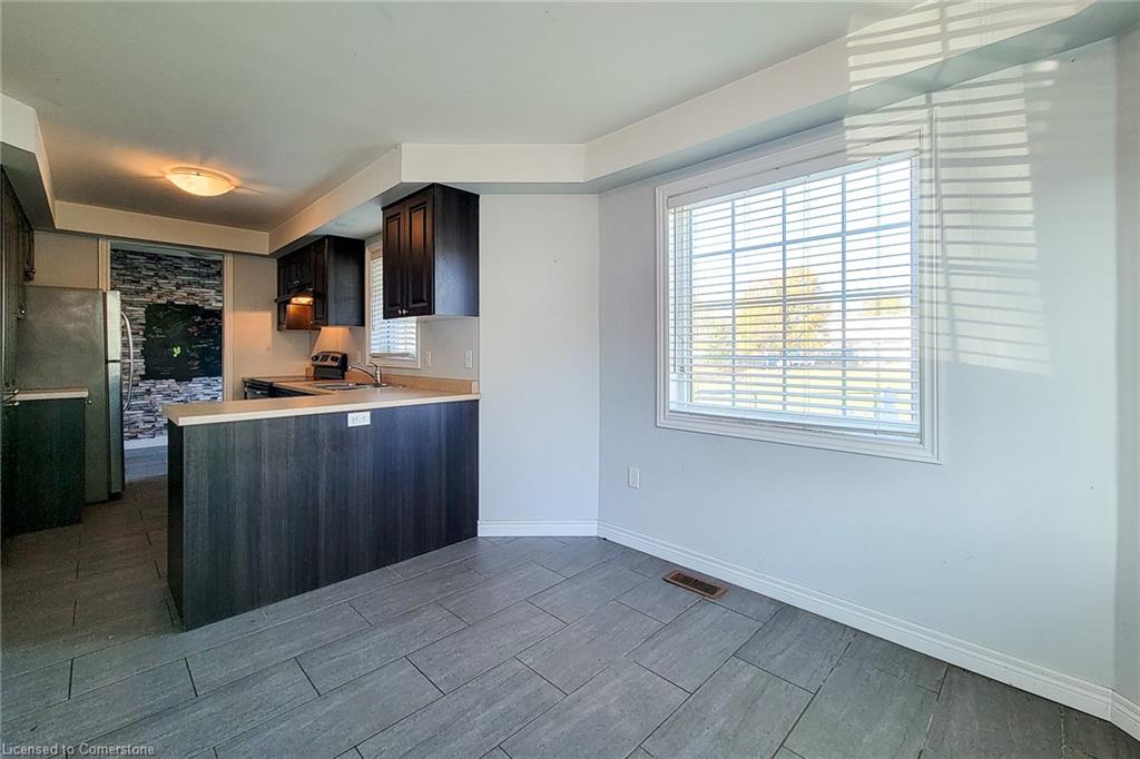 20 Mcconkey Crescent Property Photo 13