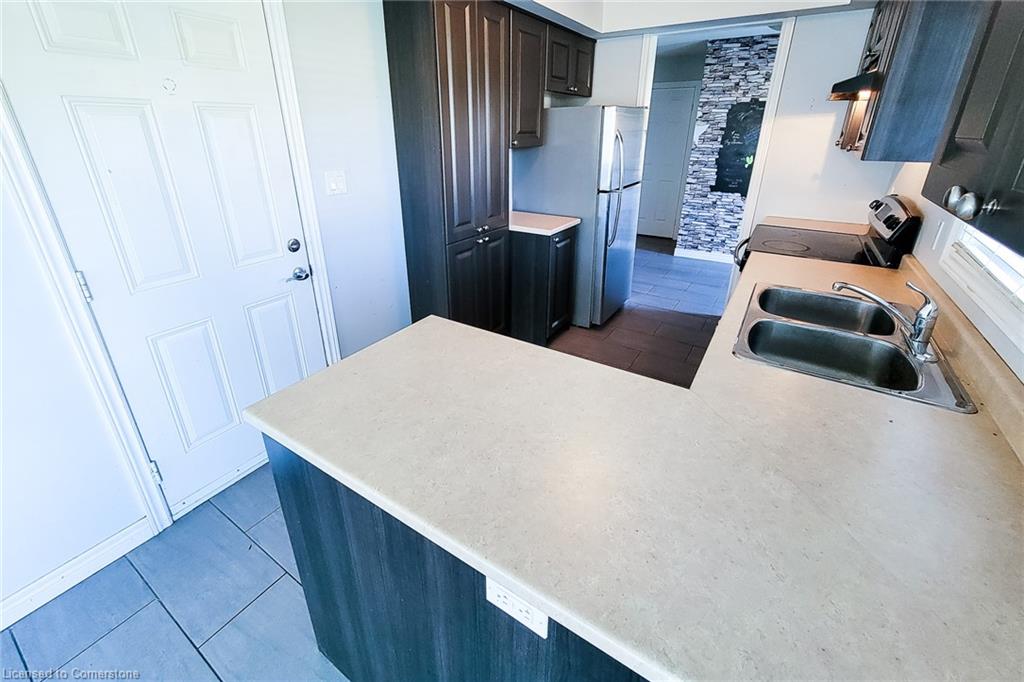 20 Mcconkey Crescent Property Photo 14