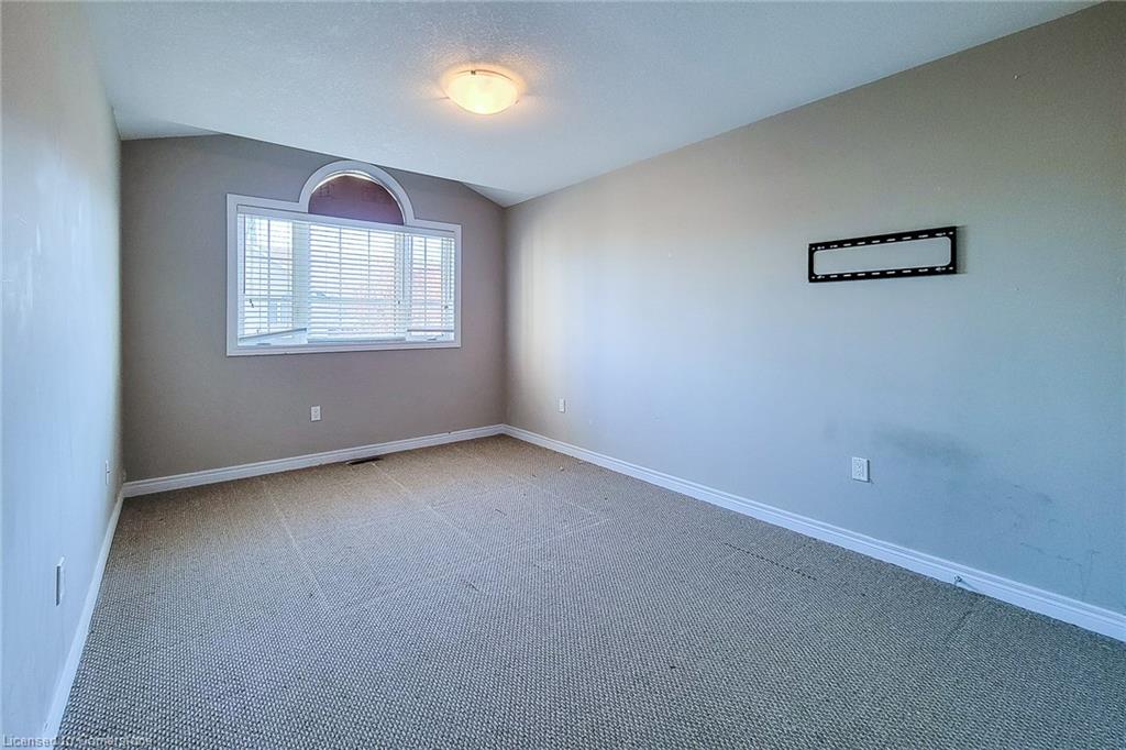 20 Mcconkey Crescent Property Photo 30