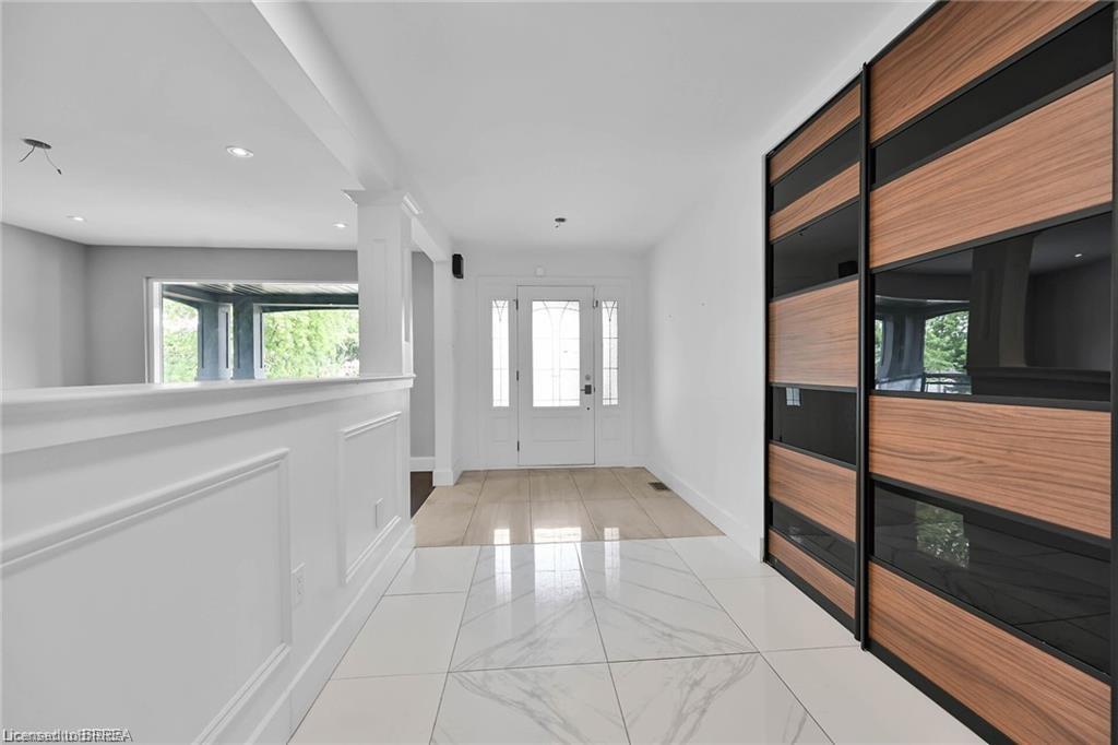 396 Denlow Avenue Property Photo 6