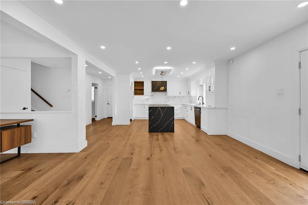 396 Denlow Avenue Property Photo 21