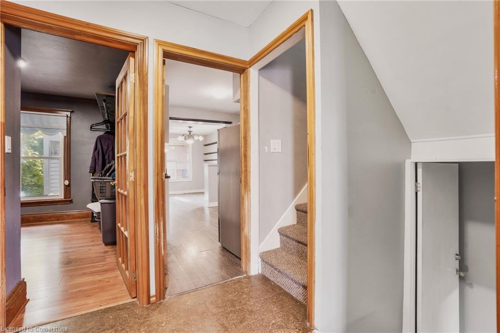 968 Main Street E Property Photo 24