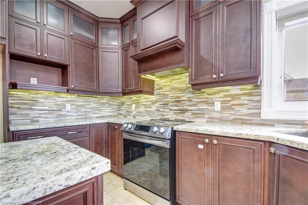 9153 Eighth Line Property Photo 12