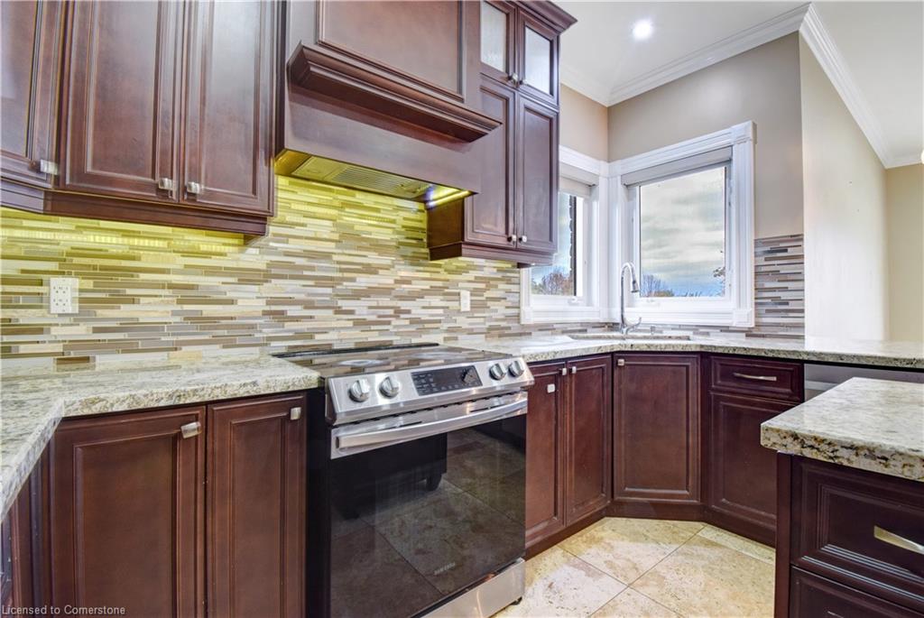 9153 Eighth Line Property Photo 14
