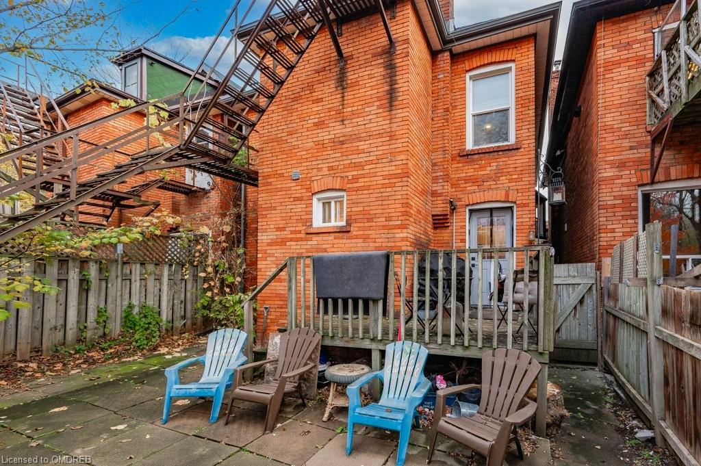 191 Wentworth Street S Property Photo 36
