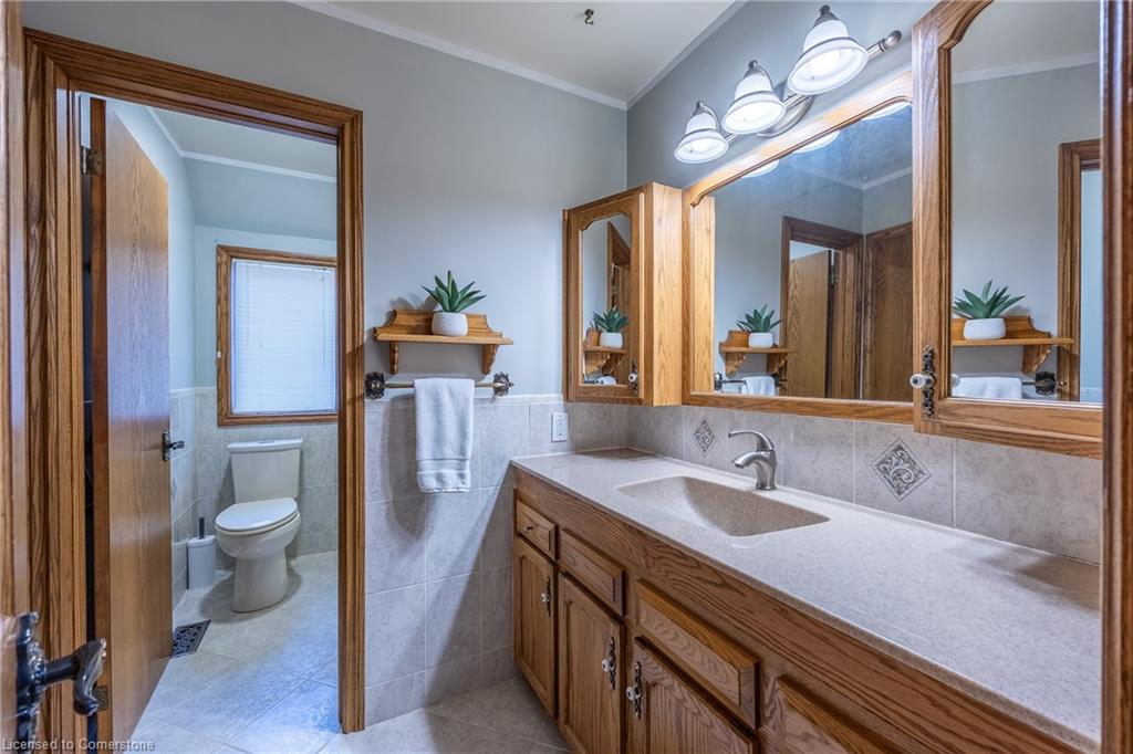 21 Mcdowell Road W Property Photo 12