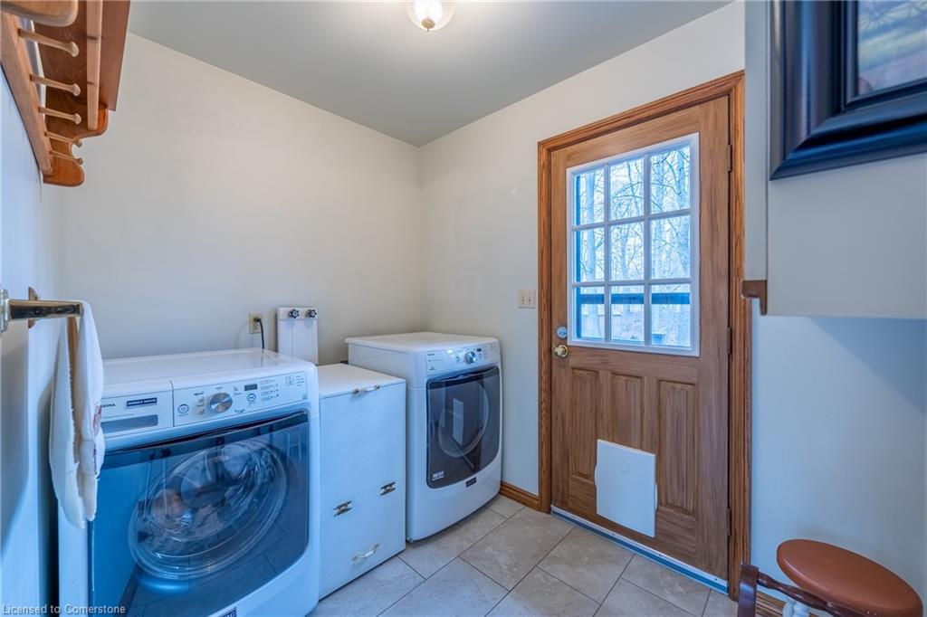 21 Mcdowell Road W Property Photo 19