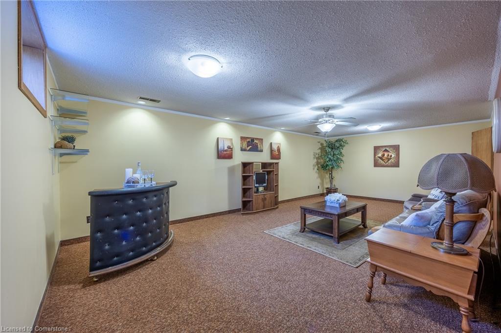 21 Mcdowell Road W Property Photo 32