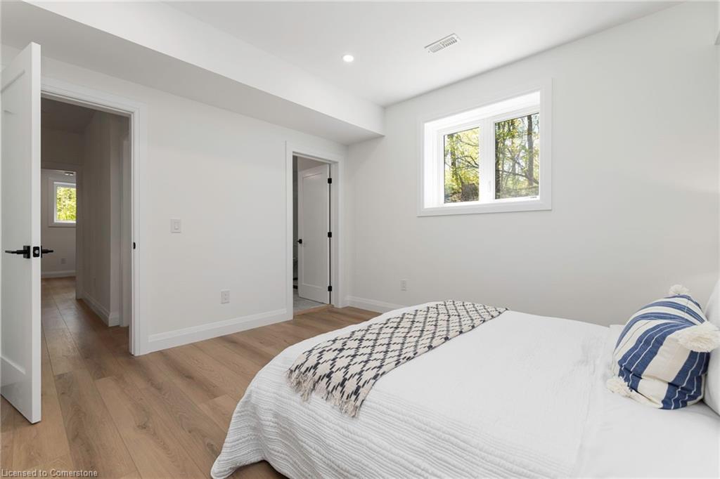 14 St Georges Court Property Photo 16