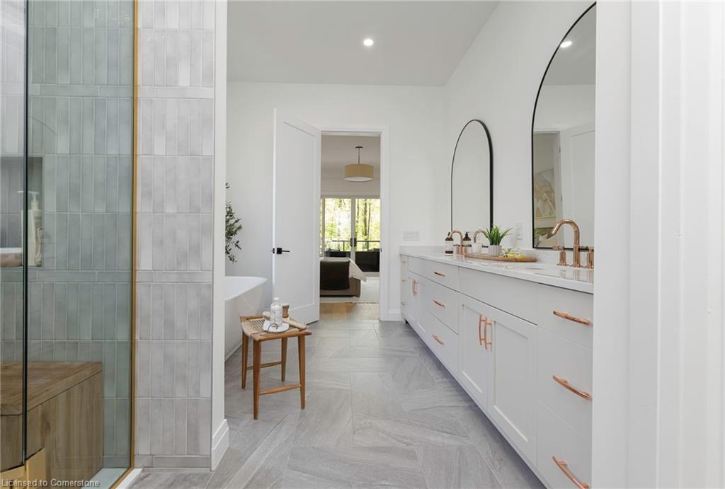 14 St Georges Court Property Photo 32