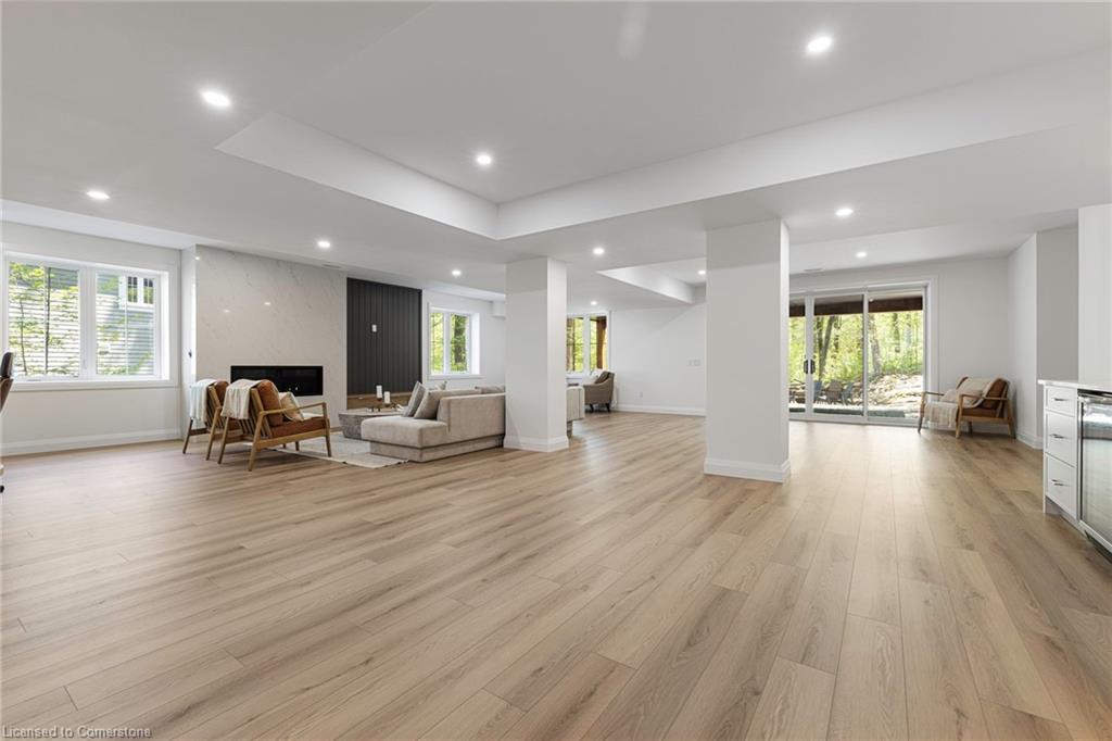 14 St Georges Court Property Photo 35