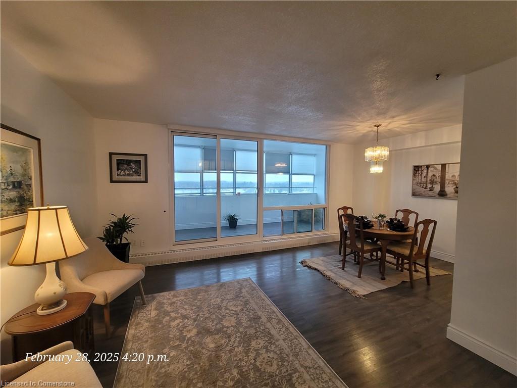 1607-225 Harvard Place Property Photo 8