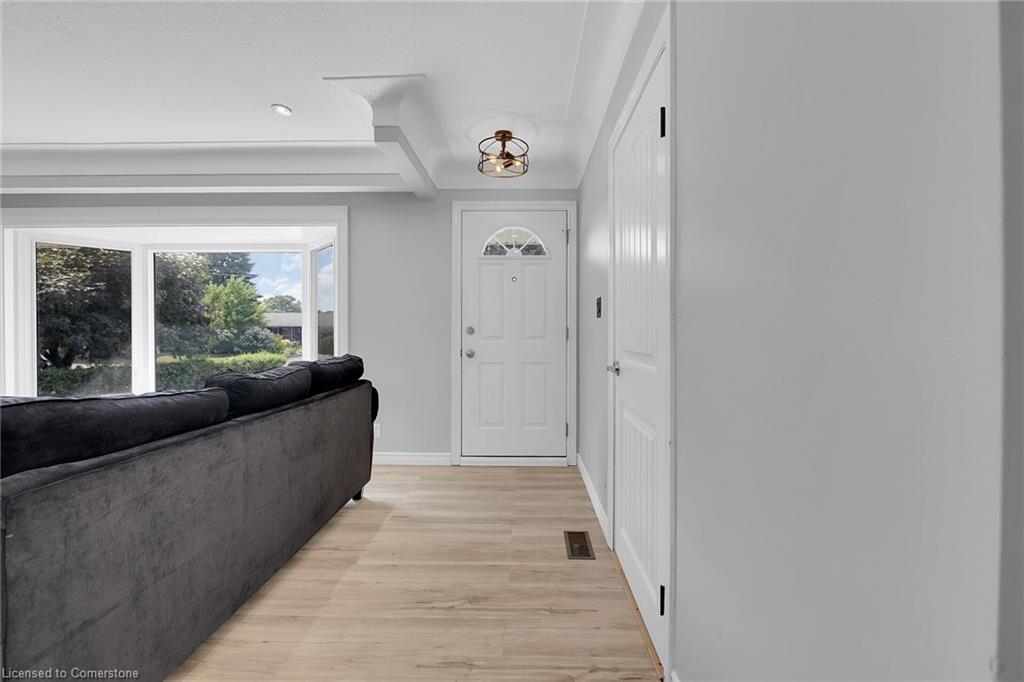 46 Oriole Crescent Property Photo 13