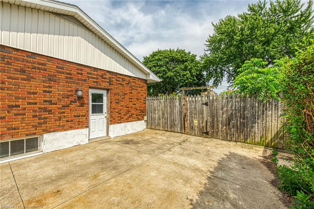 46 Oriole Crescent Property Photo 31