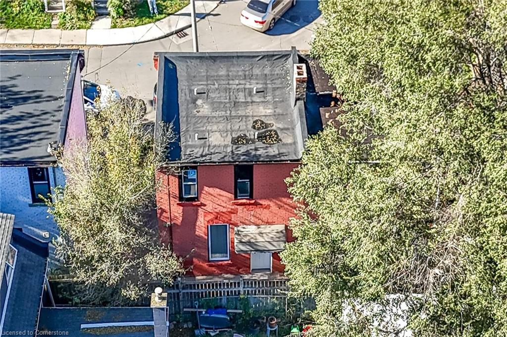 346 Emerald Street N Property Photo 43