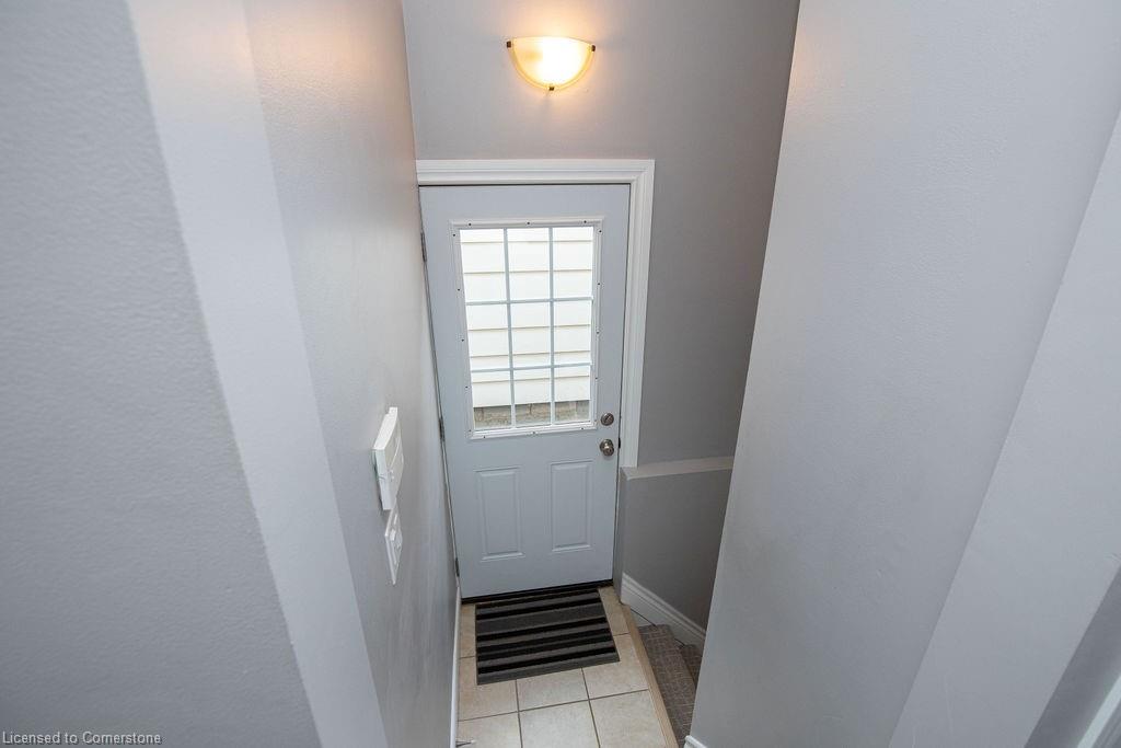 551 Barnaby Street Property Photo 7